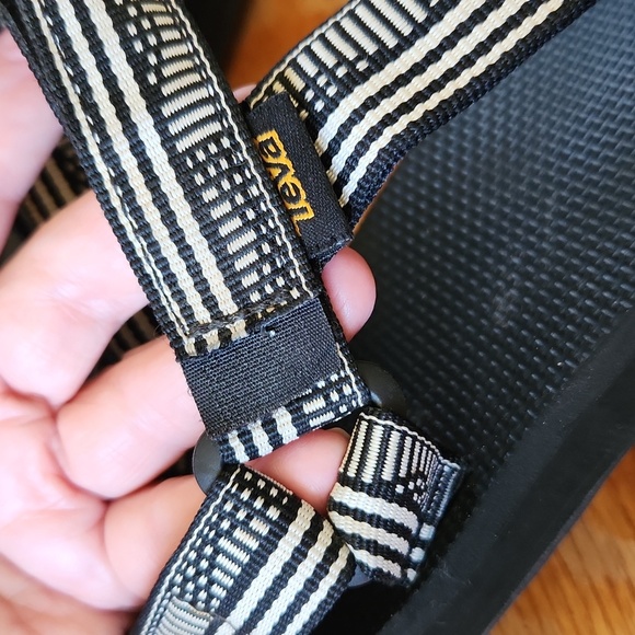 Teva Original Universal Sandal Black White sz 10 - Picture 7 of 12